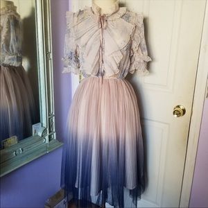 Beautiful dress too big .